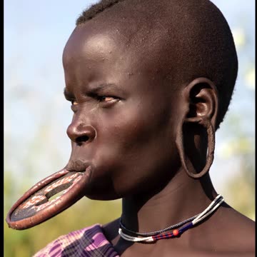 There are strange beauty standards around the world