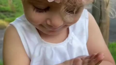 so nice by little girl must watch very emotional