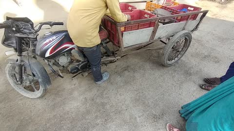 Which Indian Jugar is this Bhai Thela+Bike