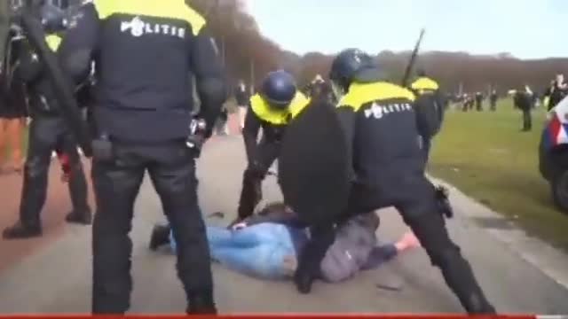 Dutch police attacked protesters against COVID lockdown.