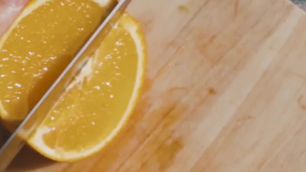 How to Cut Orange Wedges