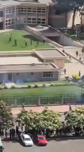 Protesters storm parliament in Nairobi, Kenya