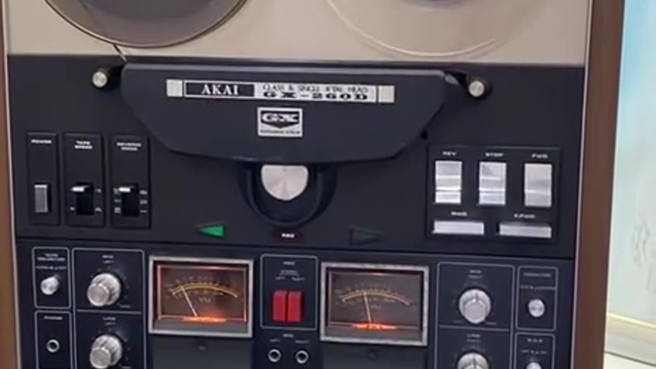 Japanese made AKAI GX260…
