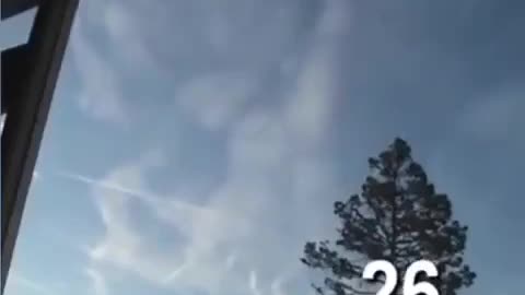 Chemtrail time lapse.