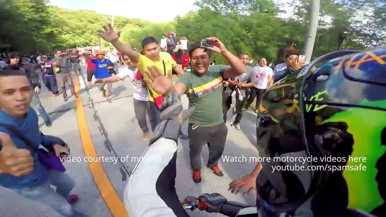 The $20,000 Road RACiNG ❱❱ 2riders Trash talk in Facebook turns into street race | Mazo vs Corbe