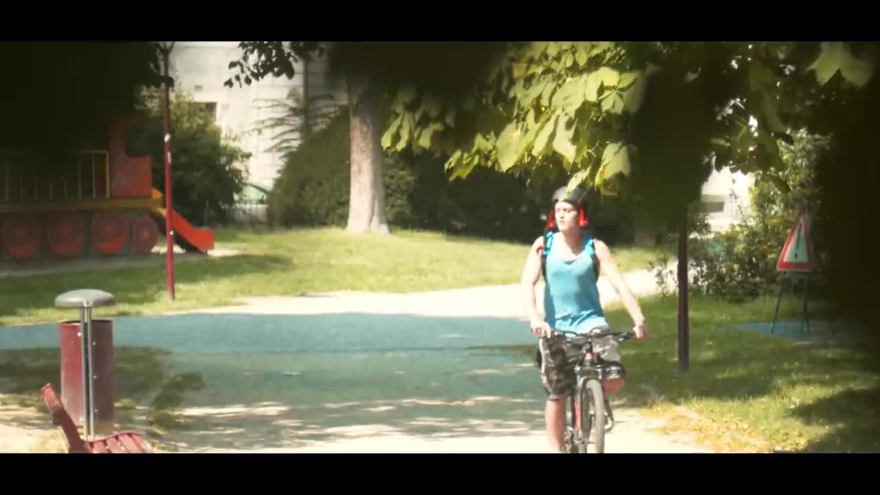 Bike vs Parkour Chase in Ivrea Italy!-10