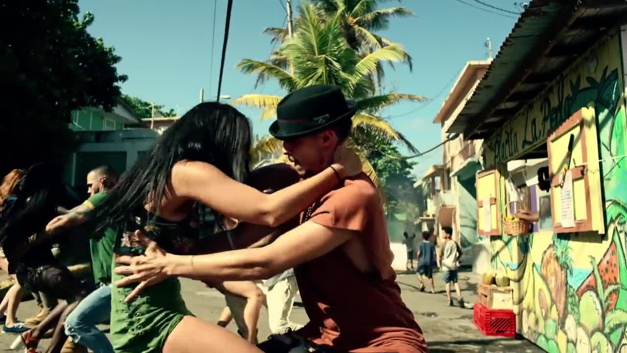 Luis Fonsi Despacito ft. Daddy Yankees