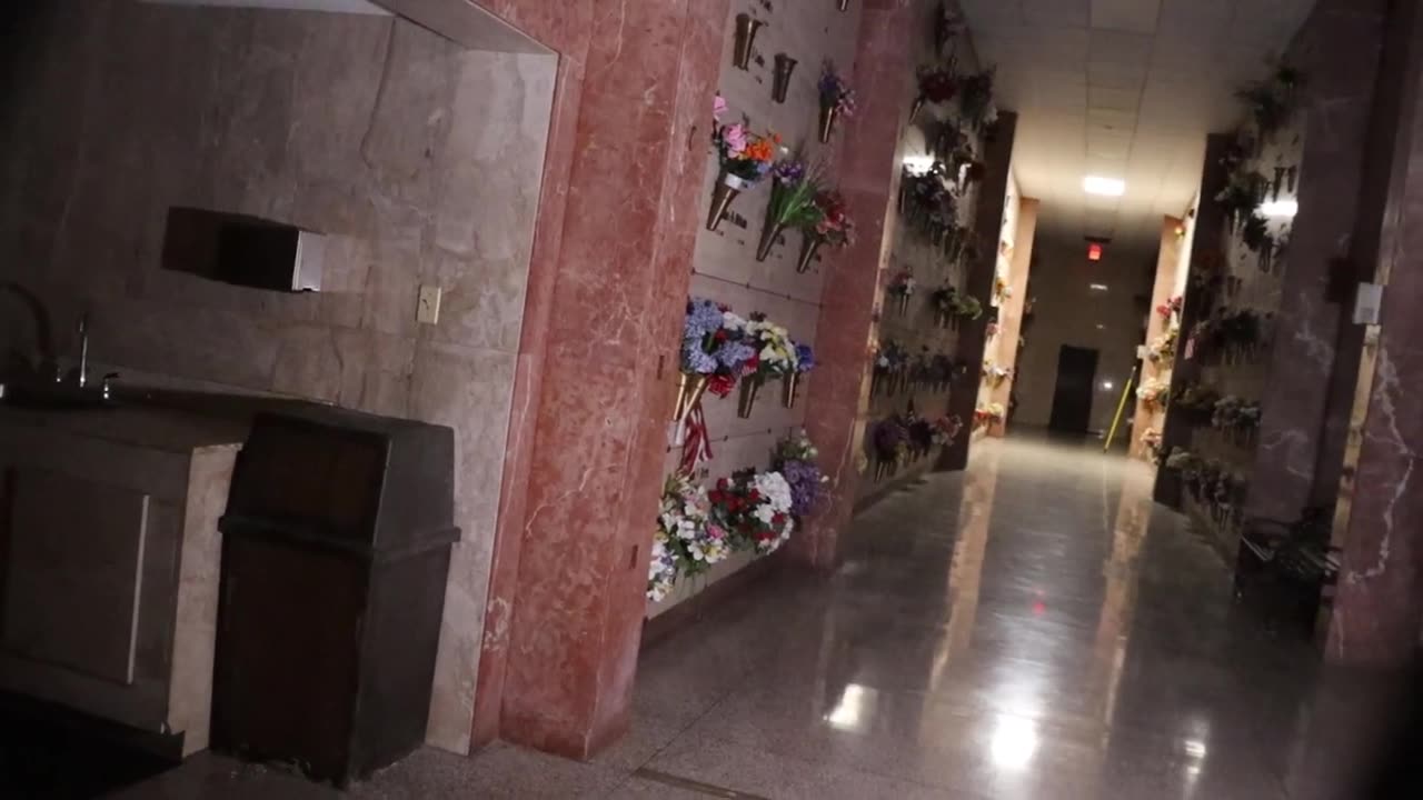 Exploring the dark history of the HAUNTED MAUSOLEUM in Louisiana