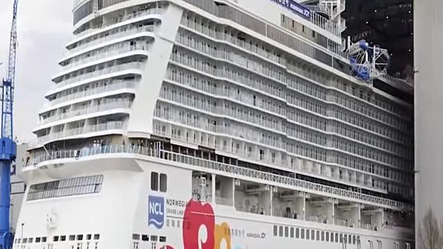 Birth of a Cruise Ship