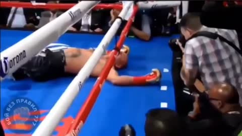 Unexpected knockout in boxing 🥊🥊🥊