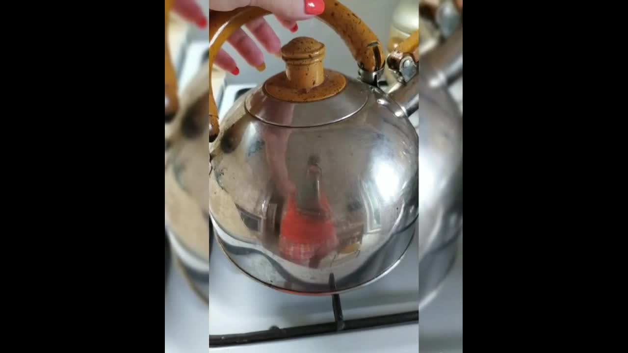 Watch with sound. My husband is going to work.