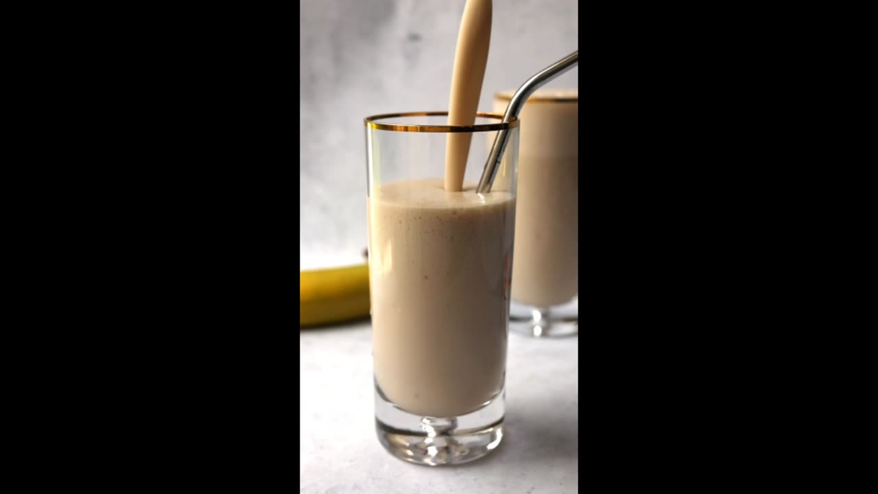 Korean banana milkshake