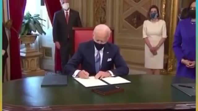 Biden - "I don't Know What I'm Signing"