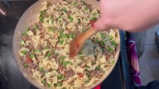 Hamburger Noodle Casserole