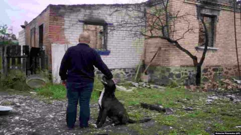 Go-back-and-find-your-home-in-ruins:-a-photo-story-of-a-tragic-moment-in-the-life-of-a-family.