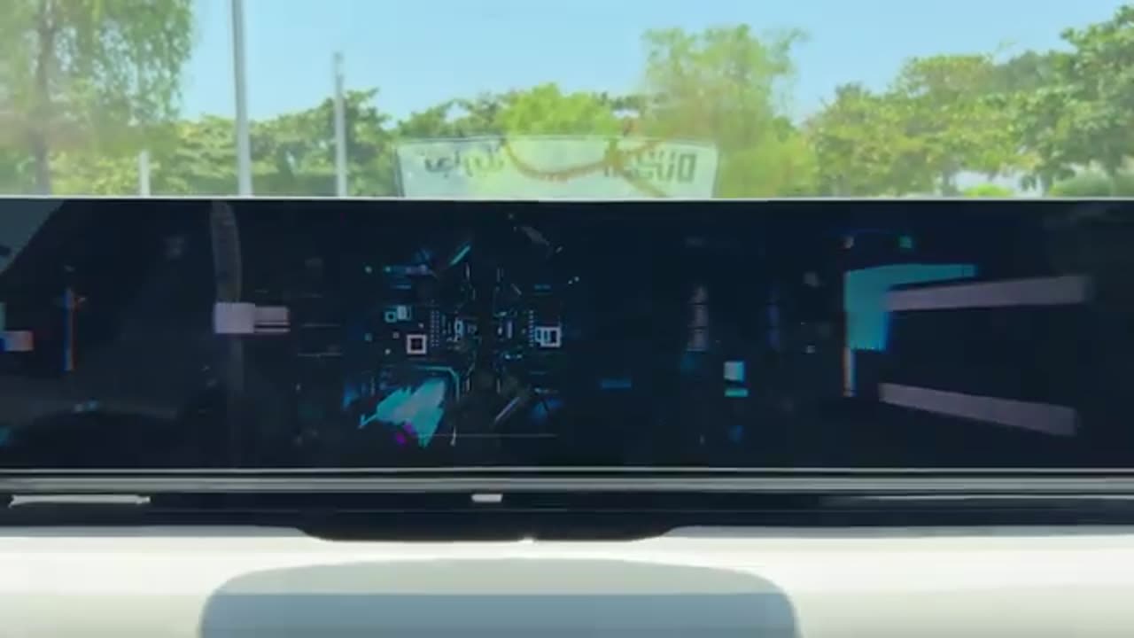 Talking Chinese Car With Karaoke & Gaming | Ji Yue 01