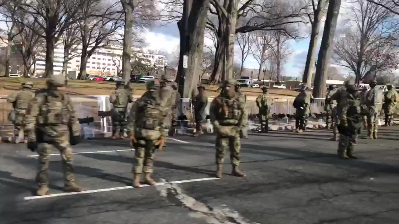 troops in dc (2021Jan21)