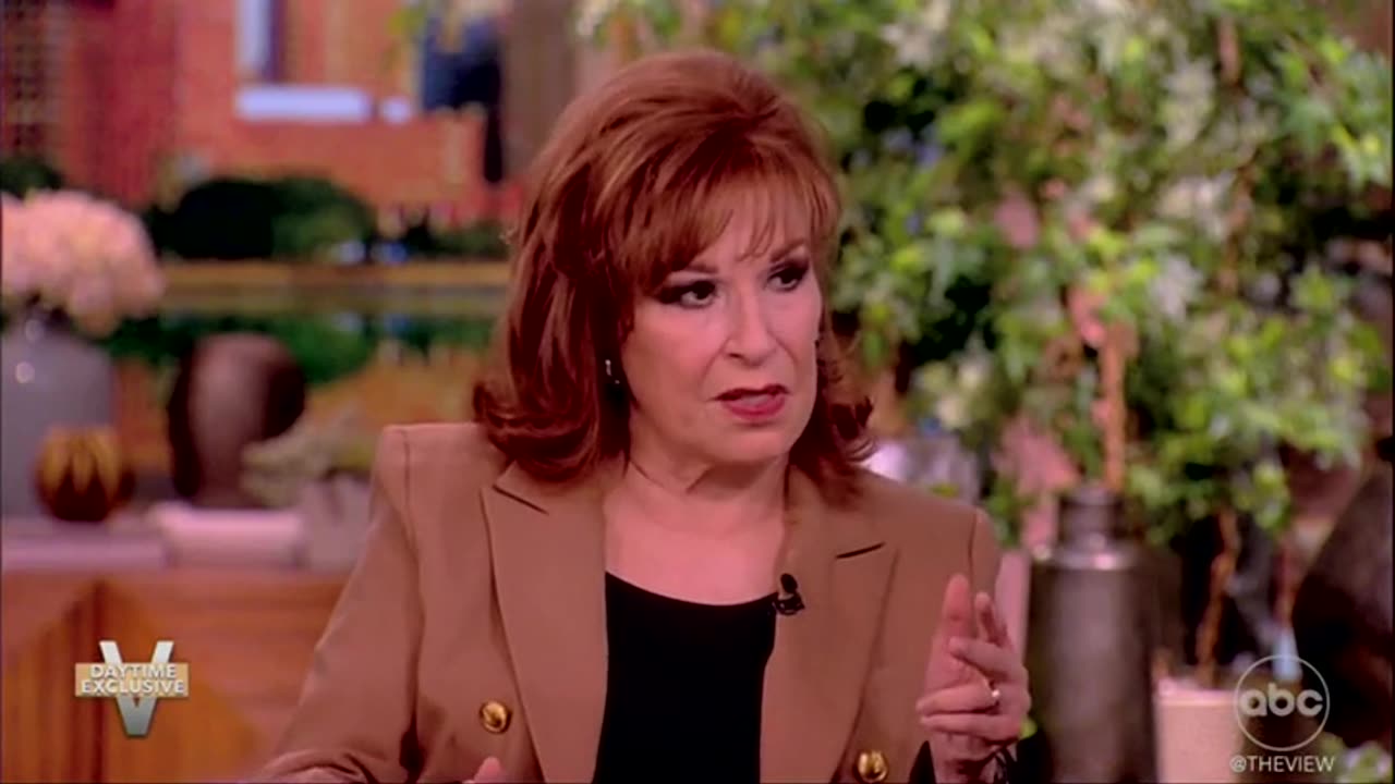 Joy Behar Scolds Men For Not Applauding Kavanaugh Accuser During Book Promo Segment