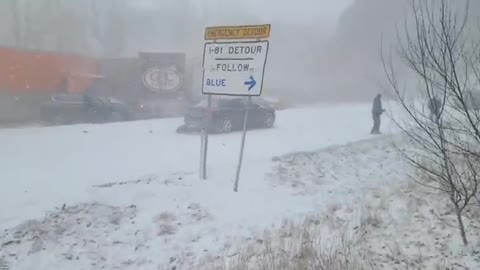 Interstate 81 multi-vehicle crash