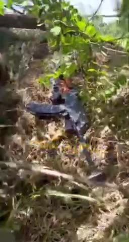 Ukrajinští nacisté pod ruskou dělostřeleckou palbou u Lisičansku