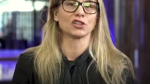 LA MARIONNETTE MACRON OFFRE AUX CONSULTANTS AMERICAINS DE FAIRE MAIN BASSE SUR LA FRANCE !!!