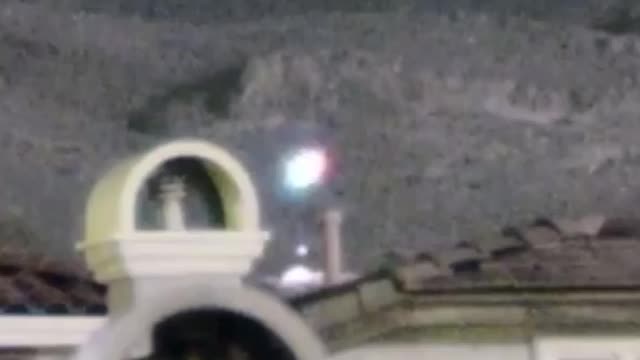 Luminous UFO is filmed