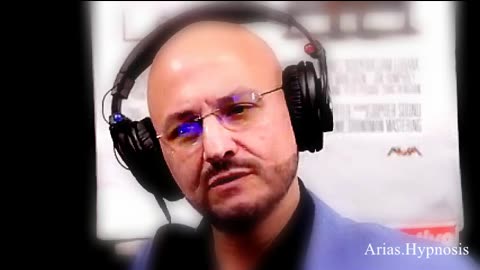 Hipnoterapeuta John Milton explica que es la hipnosis y como funciona show Creativos por Roberto Mtz