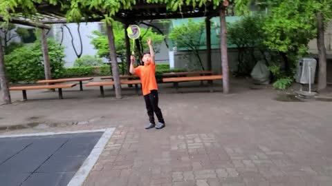 질 수 없는 배드민턴 대결 ㅎ (Badminton Battle)