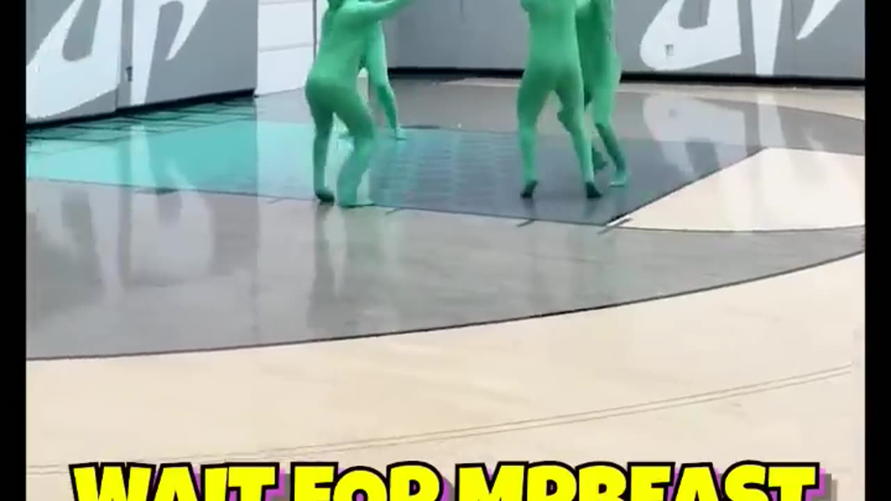 Mr beast vs Dude perfect