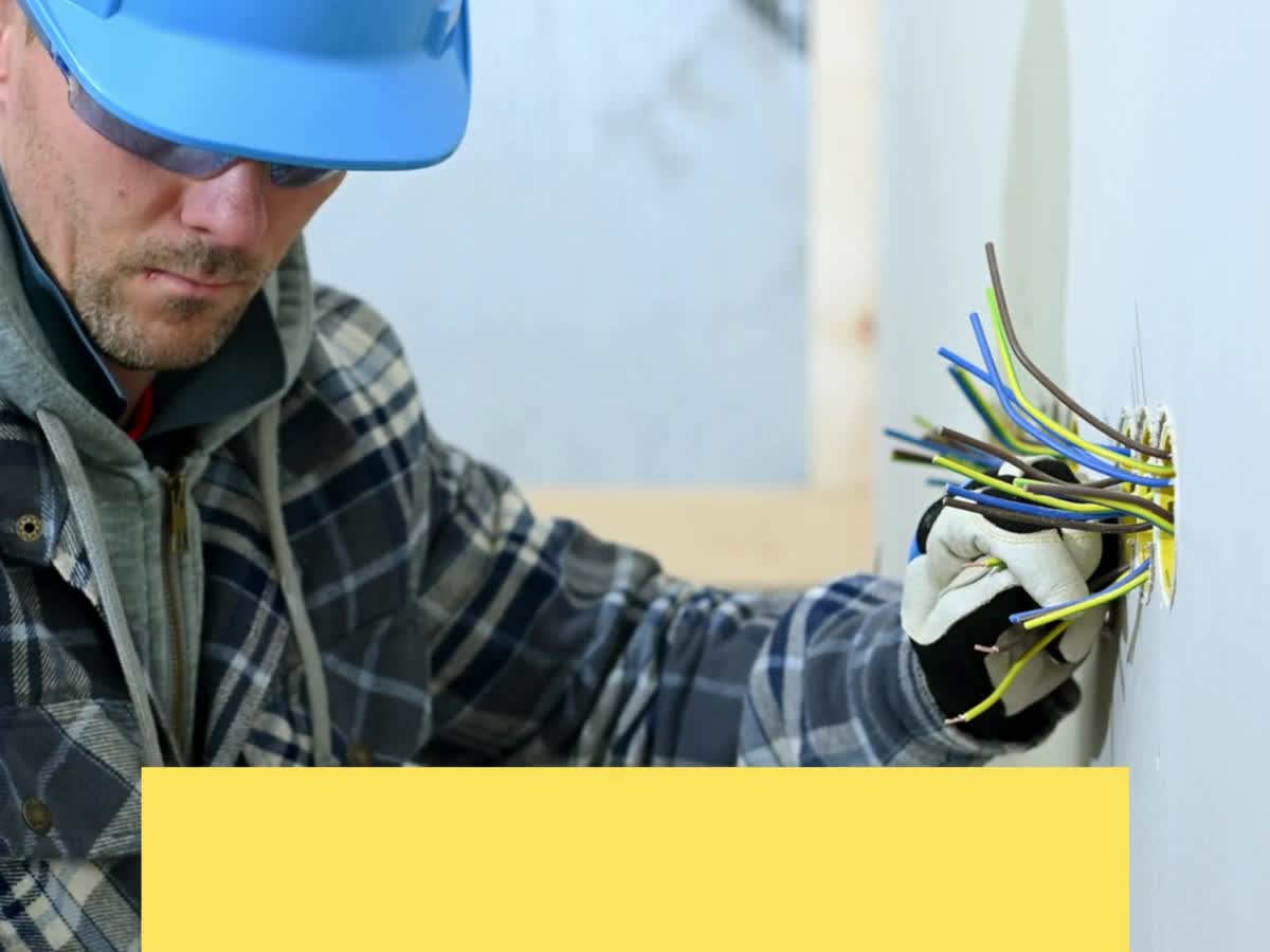 5 Electrical Jobs to Never DIY