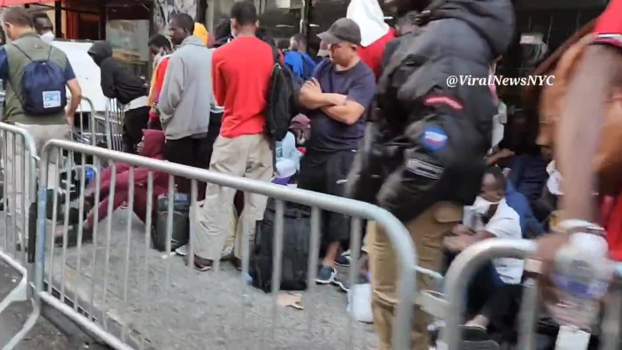 Hundreds of Migrants Sleep Outside Roosevelt Hotel in New York