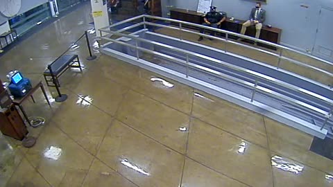 3064RHOBG3SubwayScreening_2021-01-06_18h20min01s387ms.mp4