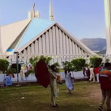 What a Beautiful Place? Amazing Scene and Greenry