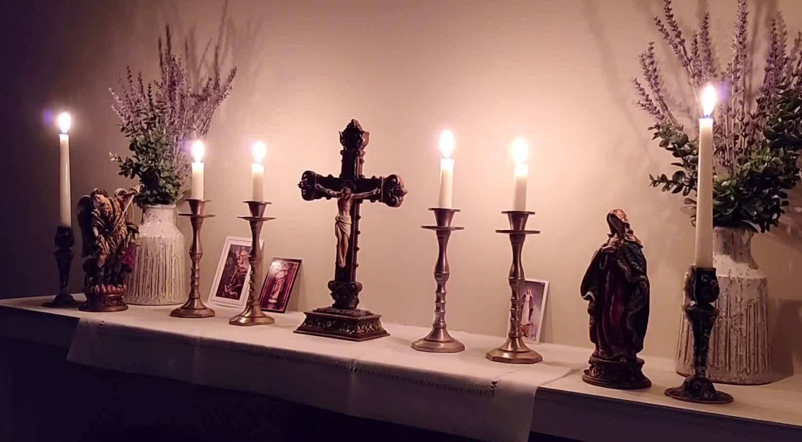 Nightly Holy Rosary to defeat modernism - March 16th, 2021