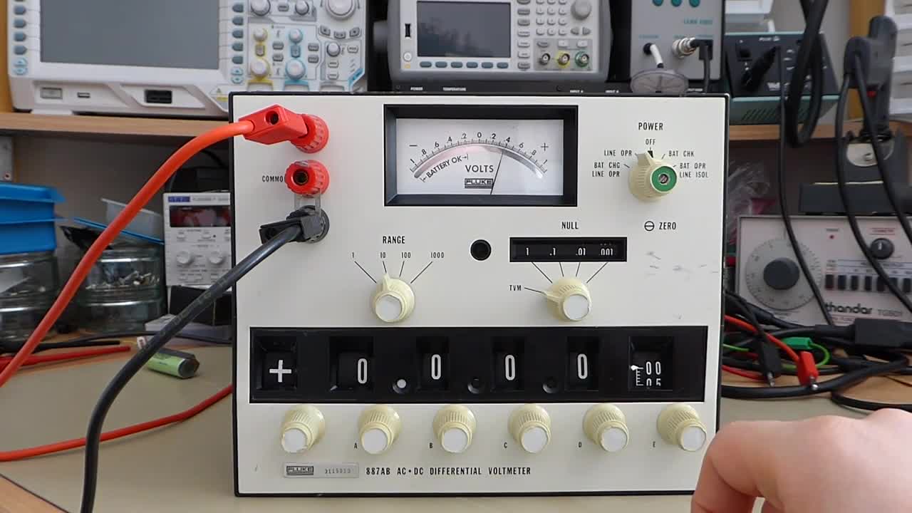 Fluke 887AB Differential Voltmeter