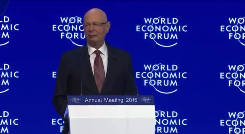 Justin Trudeau Castro is introduced by Klaus Schwab at the WEF *See description*