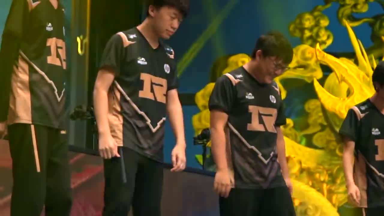 Legends Never Die (RNG Uzi vs SKT Faker) | 2019 World Championship Group Stage Day 2 Tease