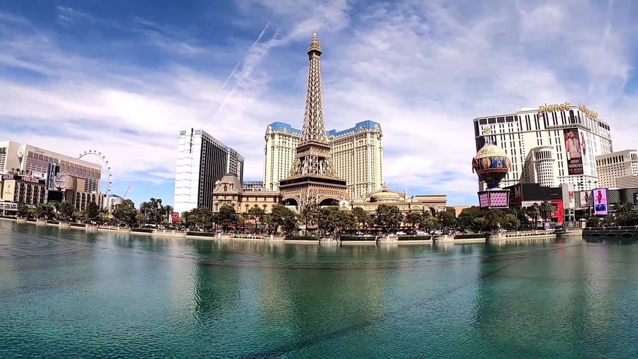 Bellagio front entrance and lagoon: A small piece of Bellagio, Italy & Lake Como in Las Vegas