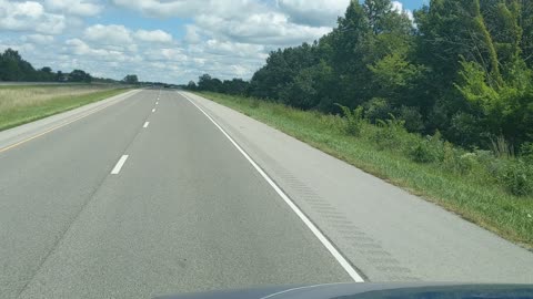 Two minutes of Truckin. Bluford, IL