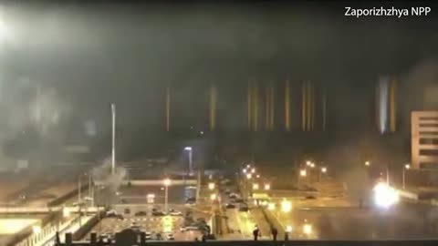 Ukraine nuclear plant_ Fierce fighting outside Zaporizhzhia sparks enormous fire (1)