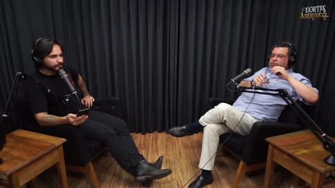 Socialista explica porque o EMPREGADO não pode ser amigo do PATRÃO À Deriva Cortes