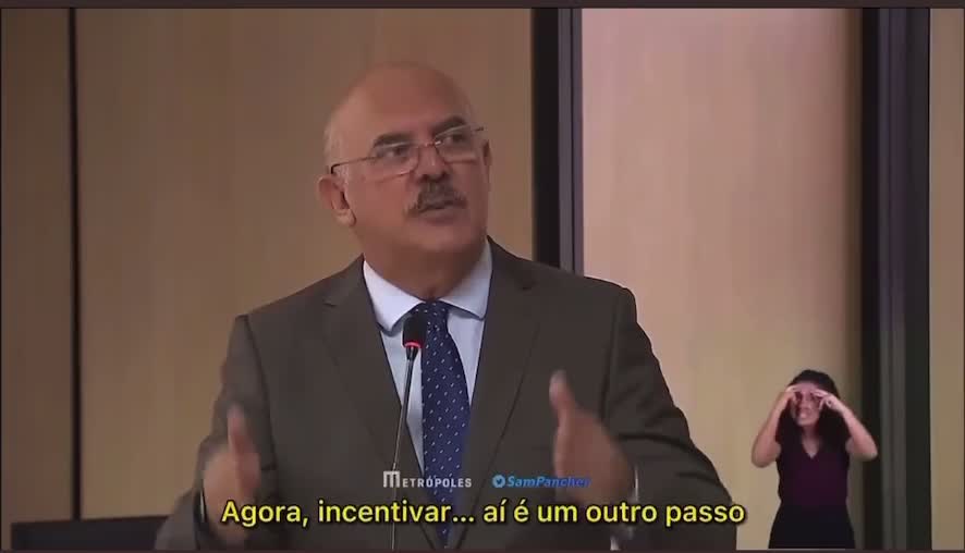 EDUCAÇÃO BRASILEIRA