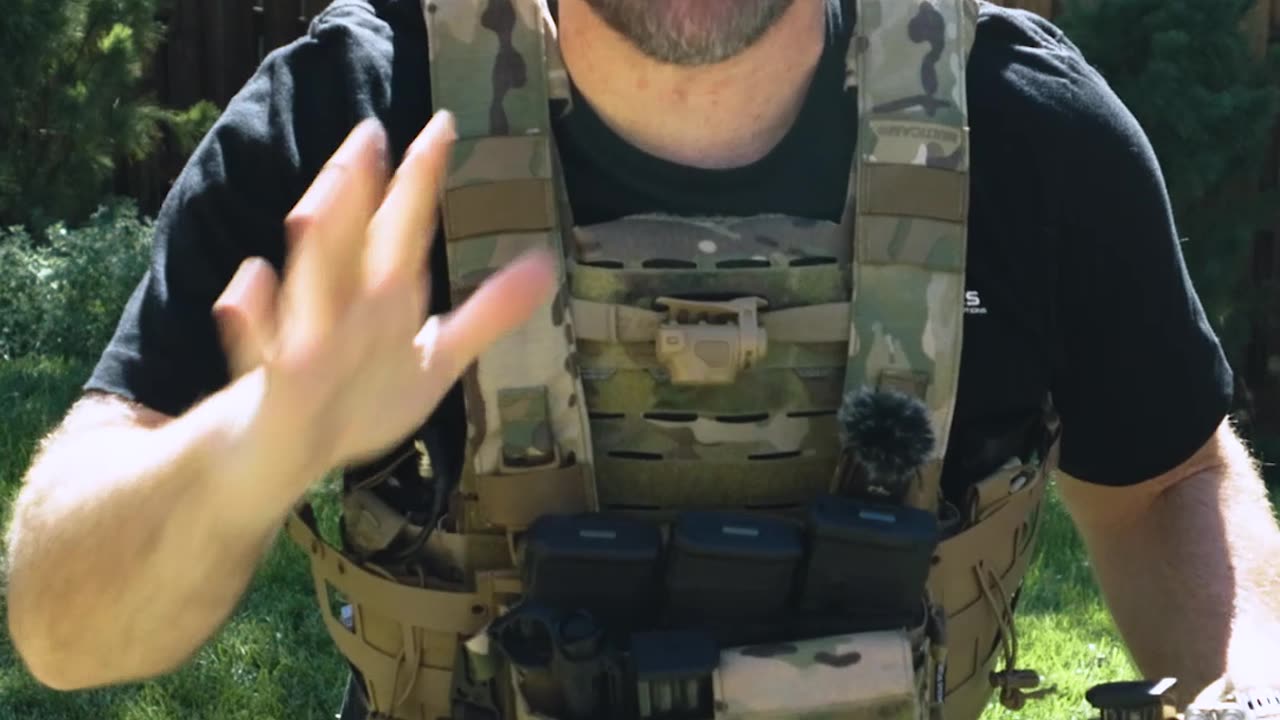 Slick Carrier + chest Rig = Outdated Garbage