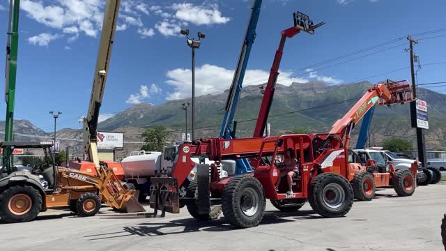 Telehandler Forklift 2007 SkyTrak 10054 10,000 LB 54' Reach Telescopic Fork Lift FOR SALE