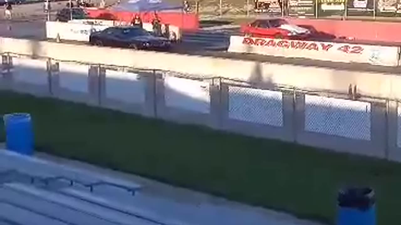 1990 Mustang vs Challenger