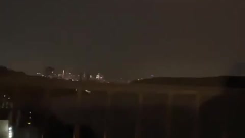 UFOs ILLUMINATED CHARIOTS OF GOD ANGELS IN THE SKY OVER THE HUDSON RIVER FACING NYC🕎Psalms 103:20