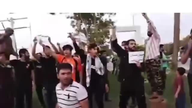 The people of Yazd support the uprising of Khuzestan