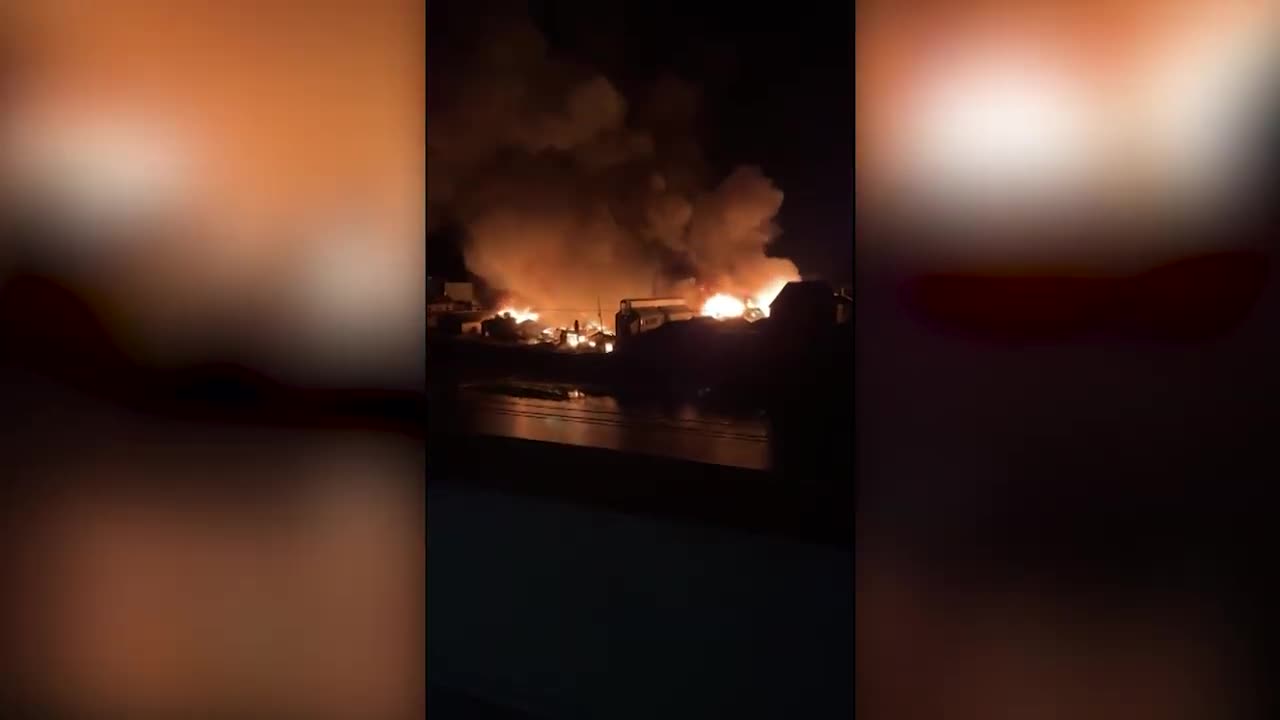 Fire in Japan after earthquake | Raw video