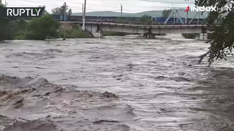 Rusija: Stotine ljudi evakuirano zbog poplave