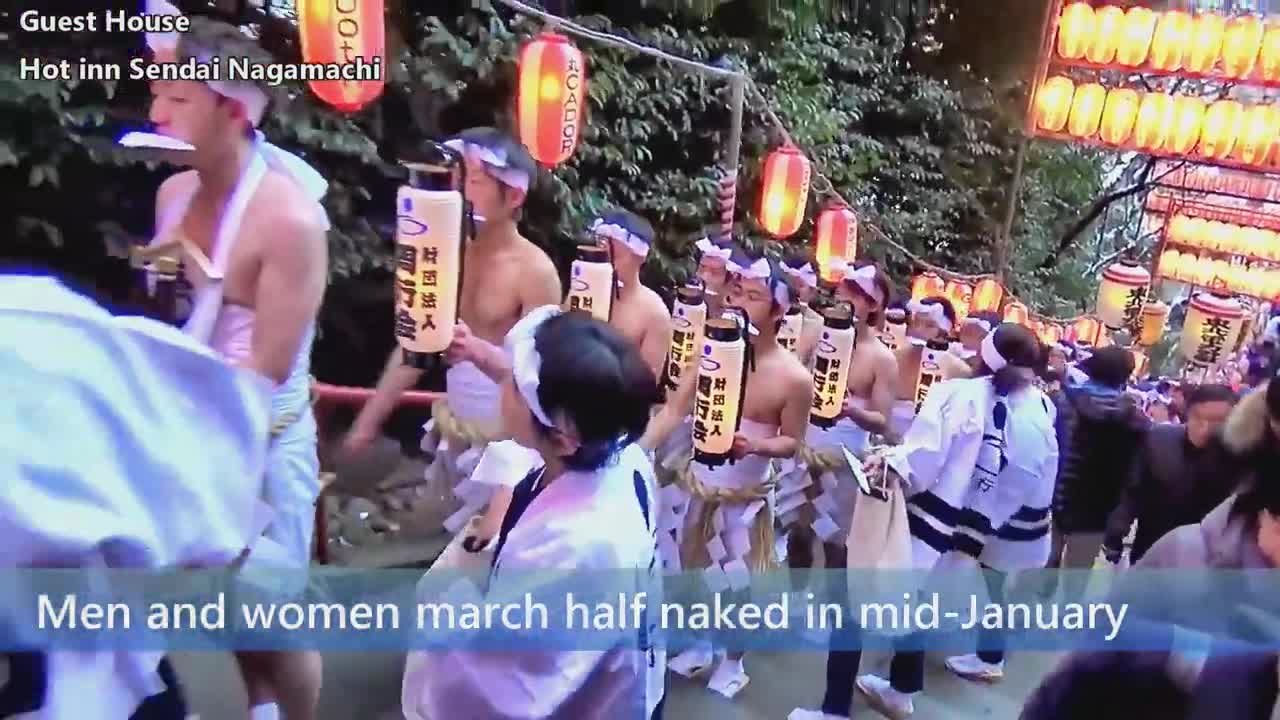 The "Naked" japanese Festival: Dontosai!